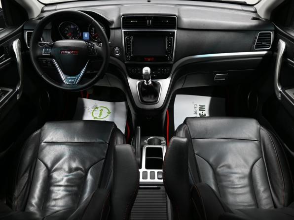 Haval H6 I с пробегом 2018 года, цена 1 350 000 рублей, 155545 км, внедорожник, Автокод Объявления