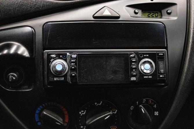 Ford Focus I Рестайлинг с пробегом 2004 года, цена 349 000 рублей, 174514 км, седан, Автокод Объявления