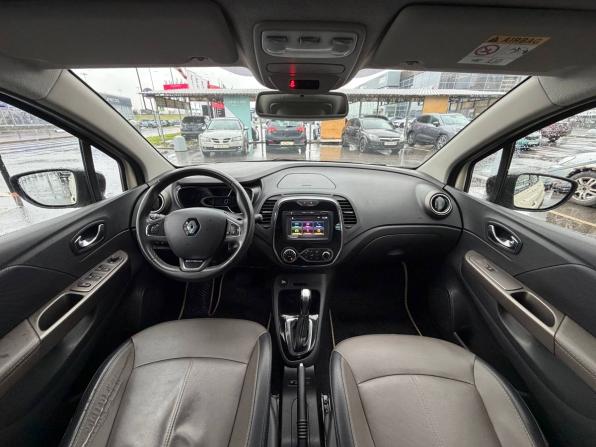 Renault Kaptur I с пробегом 2017 года, цена 1 125 000 рублей, 202000 км, внедорожник, Автокод Объявления