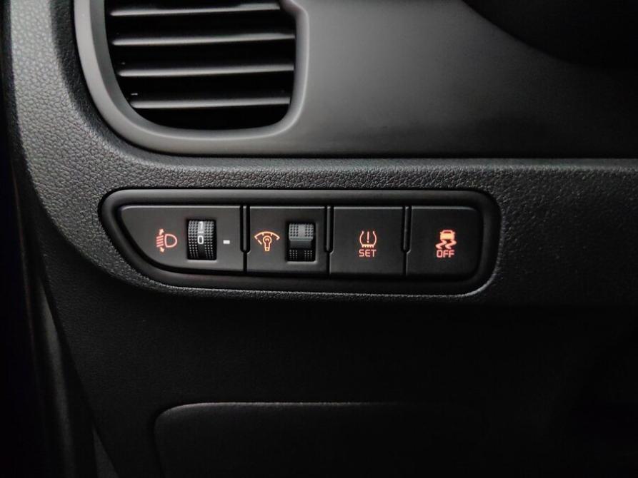 Kia Rio IV Подольск  - изображение 22