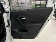 Volkswagen Polo V Рестайлинг Санкт-Петербург  - изображение 71