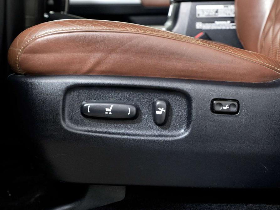 Toyota Land Cruiser 200 Series Рестайлинг 2 Санкт-Петербург  - изображение 22