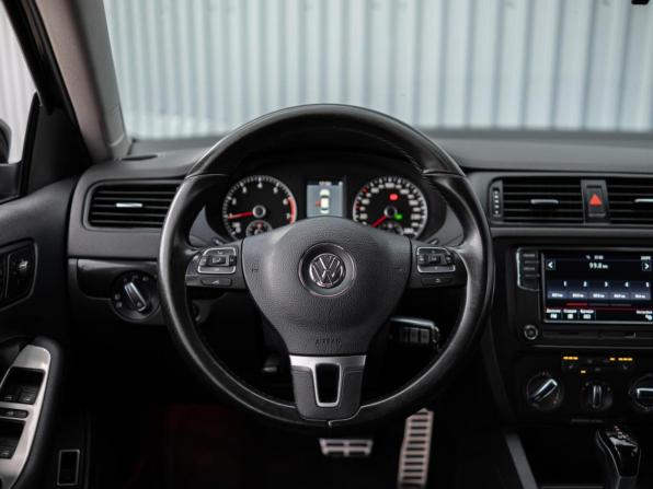 Volkswagen Jetta VI с пробегом 2013 года, цена 1 249 000 рублей, 194325 км, седан, Автокод Объявления