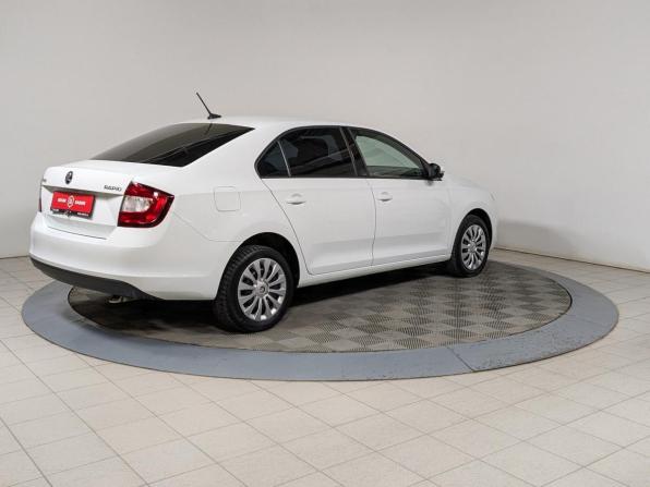 Skoda Rapid I Рестайлинг с пробегом 2019 года, цена 1 364 500 рублей, 90000 км, лифтбек, Автокод Объявления