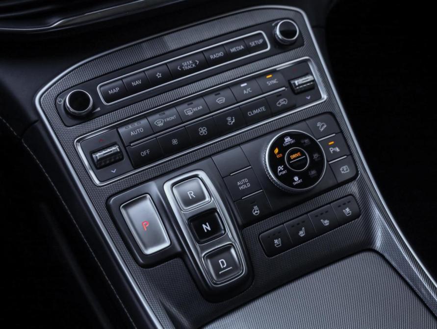 Hyundai Santa Fe IV Рестайлинг Санкт-Петербург  - изображение 24