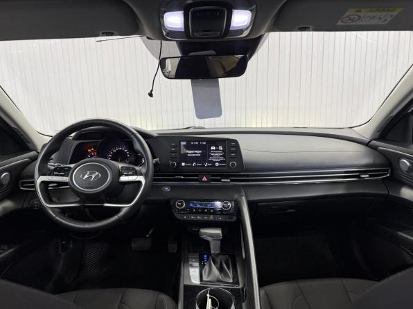 Hyundai Elantra VII (CN7) с пробегом 2021 года, цена 1 947 000 рублей, 129913 км, седан, Автокод Объявления