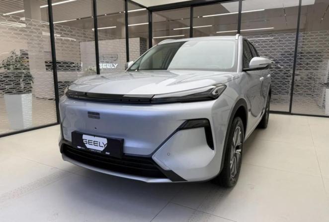 Новый Geely EX5 Гибрид 2026 года, цена 3 829 990 рублей, внедорожник, Автокод Объявления