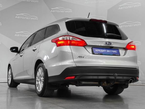 Ford Focus III с пробегом 2013 года, цена 980 000 рублей, 218372 км, универсал, Автокод Объявления