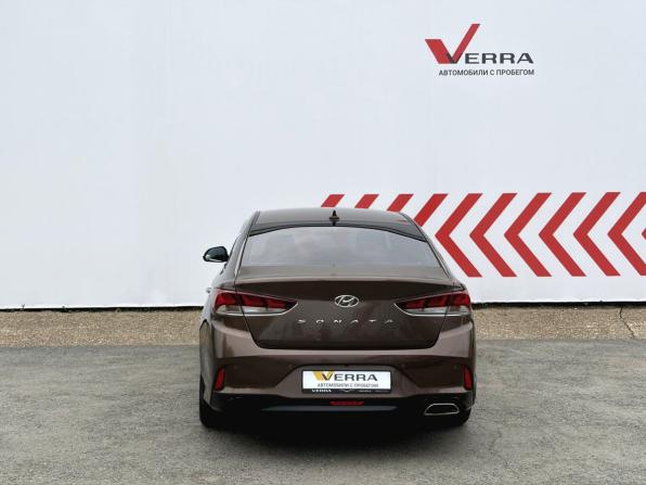 Hyundai Sonata VII (LF) Рестайлинг с пробегом 2018 года, цена 1 590 000 рублей, 153100 км, седан, Автокод Объявления