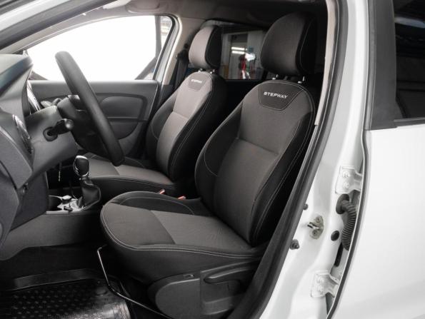 Renault Logan II Рестайлинг с пробегом 2022 года, цена 1 169 000 рублей, 216643 км, седан, Автокод Объявления