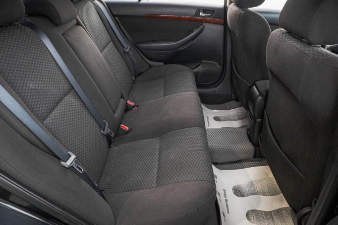 Toyota Avensis II с пробегом 2005 года, цена 899 000 рублей, 325000 км, седан, Автокод Объявления