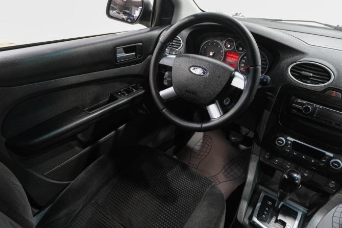 Ford Focus II с пробегом 2007 года, цена 269 000 рублей, 323500 км, седан, Автокод Объявления