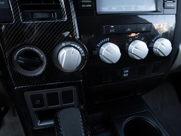 Toyota Tundra II с пробегом 2011 года, цена 3 530 000 рублей, 165610 км, offers.body_type.unknown, Автокод Объявления
