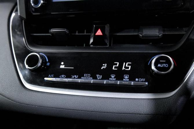 Toyota Corolla XII (E210) с пробегом 2020 года, цена 1 799 999 рублей, 90330 км, универсал, Автокод Объявления