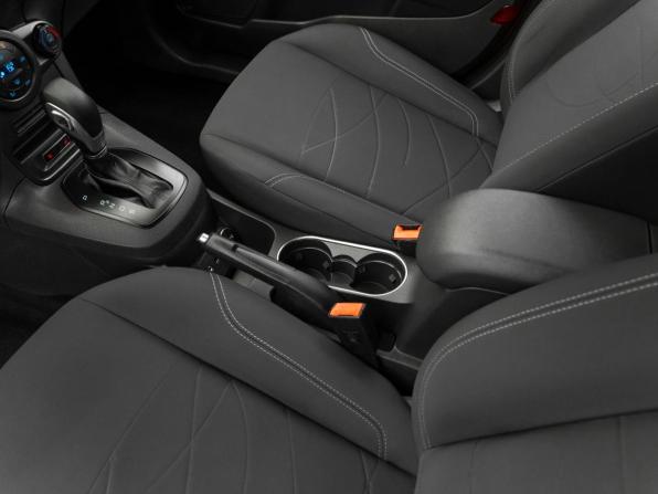 Ford Fiesta Mk6 Рестайлинг с пробегом 2015 года, цена 1 120 000 рублей, 87417 км, седан, Автокод Объявления