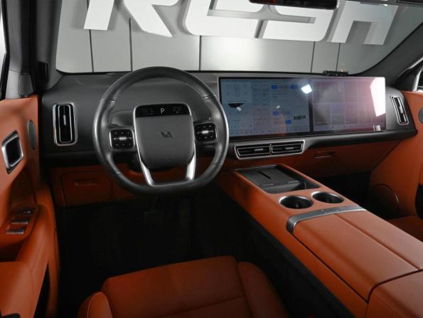 Li Auto (Lixiang) L7 I с пробегом 2023 года, цена 5 845 000 рублей, 50870 км, внедорожник, Автокод Объявления
