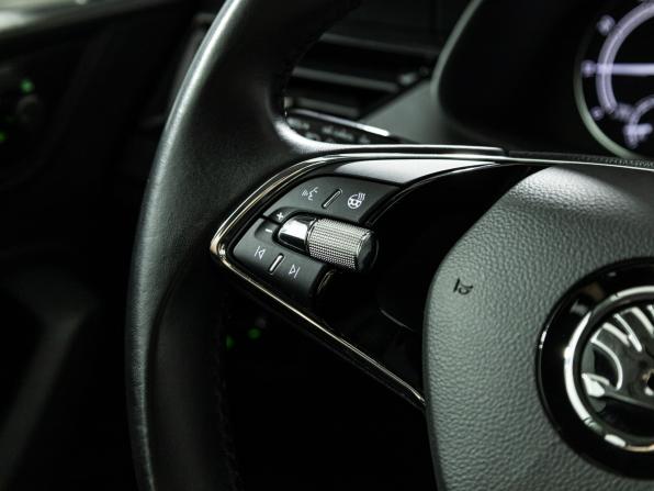 Skoda Rapid II с пробегом 2022 года, цена 1 788 000 рублей, 56233 км, лифтбек, Автокод Объявления