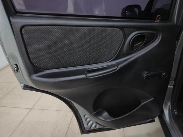 Chevrolet Niva I Рестайлинг с пробегом 2011 года, цена 430 000 рублей, 161840 км, внедорожник, Автокод Объявления