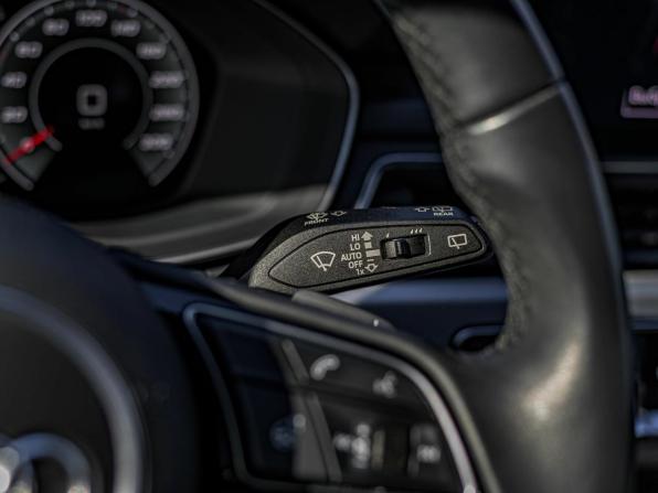 Audi A4 V (B9) Рестайлинг с пробегом 2020 года, цена 2 677 000 рублей, 165559 км, универсал, Автокод Объявления