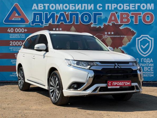 Mitsubishi Outlander III Рестайлинг 3 с пробегом 2022 года, цена 2 869 000 рублей, 30207 км, внедорожник, Автокод Объявления
