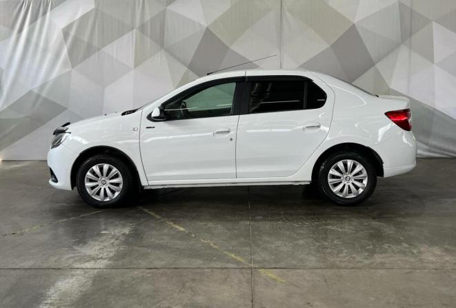Renault Logan II с пробегом 2018 года, цена 960 000 рублей, 48928 км, седан, Автокод Объявления