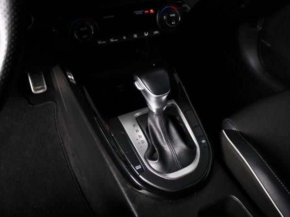 Kia Forte III Рестайлинг с пробегом 2022 года, цена 2 090 000 рублей, 49897 км, седан, Автокод Объявления