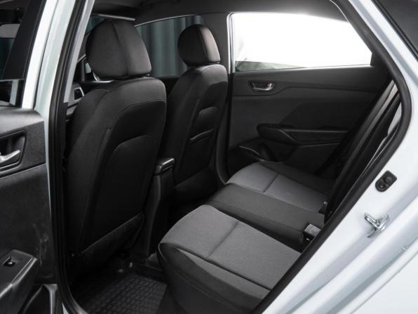 Hyundai Solaris II с пробегом 2018 года, цена 1 173 500 рублей, 128190 км, седан, Автокод Объявления