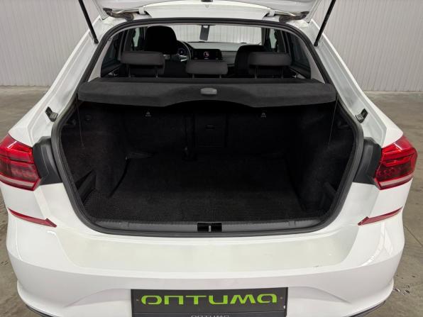 Volkswagen Polo VI с пробегом 2020 года, цена 1 597 000 рублей, 114000 км, лифтбек, Автокод Объявления
