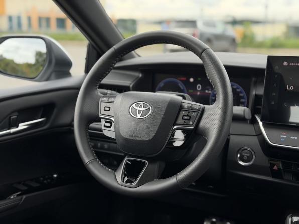 Toyota Camry IX (XV80) China Market с пробегом 2026 года, цена 4 300 000 рублей, 25 км, седан, Автокод Объявления