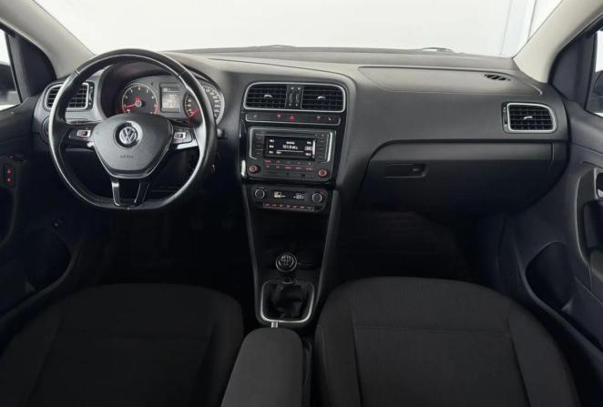 Volkswagen Polo V Рестайлинг с пробегом 2017 года, цена 1 145 000 рублей, 68778 км, седан, Автокод Объявления