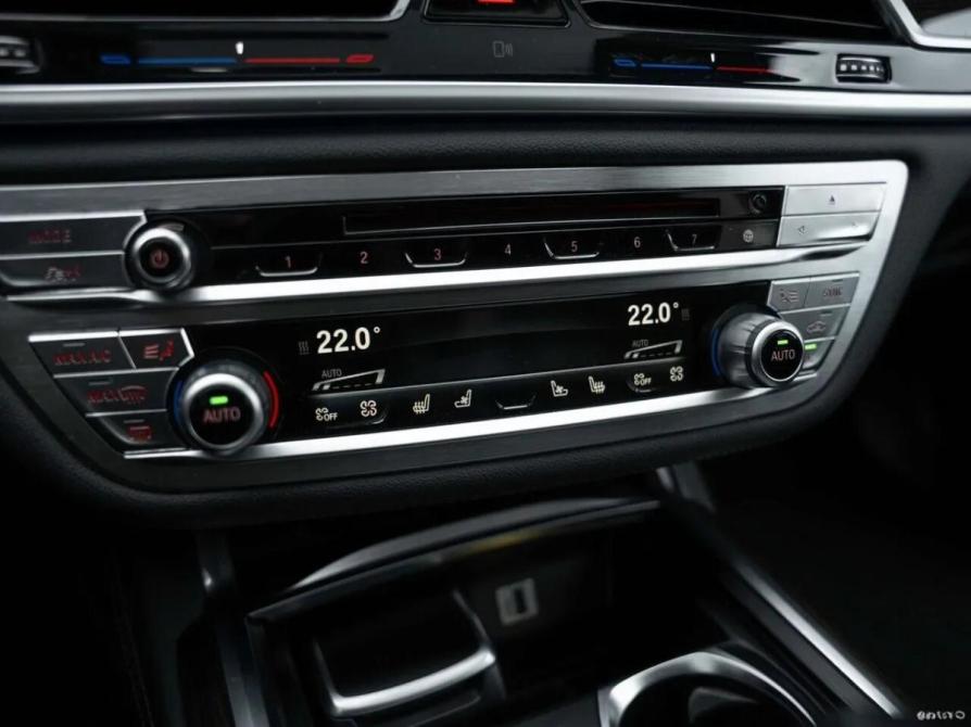 BMW 7 серии VI (G11/G12) Москва  - изображение 12