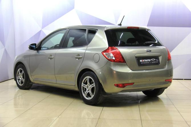 Kia Ceed I Рестайлинг с пробегом 2010 года, цена 743 000 рублей, 214000 км, хэтчбек, Автокод Объявления