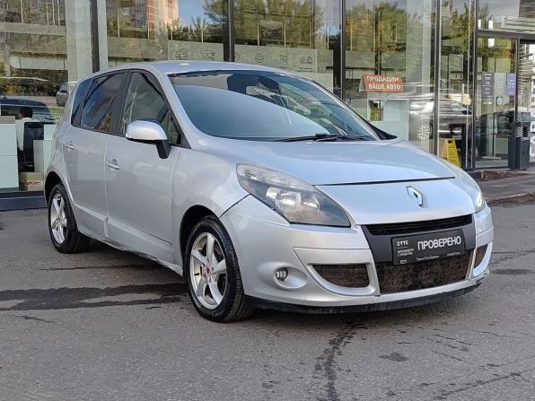 Renault Scenic III с пробегом 2011 года, цена 405 000 рублей, 258759 км, компактвэн, Автокод Объявления