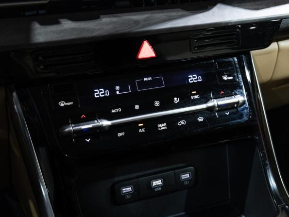 Kia Carnival IV с пробегом 2021 года, цена 3 825 989 рублей, 86443 км, минивэн, Автокод Объявления