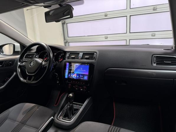 Volkswagen Jetta VI Рестайлинг с пробегом 2016 года, цена 1 272 000 рублей, 178880 км, седан, Автокод Объявления