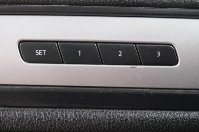 Volkswagen Touareg II с пробегом 2012 года, цена 2 379 000 рублей, 250000 км, внедорожник, Автокод Объявления