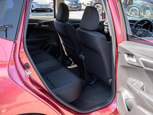 Honda Fit III Рестайлинг с пробегом 2019 года, цена 1 182 000 рублей, 71953 км, хэтчбек, Автокод Объявления