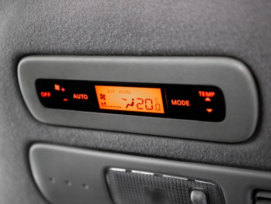 Nissan Serena IV (C26) Иркутск  - изображение 17