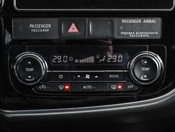 Mitsubishi Outlander III Рестайлинг 2 с пробегом 2018 года, цена 2 149 000 рублей, 95188 км, внедорожник, Автокод Объявления