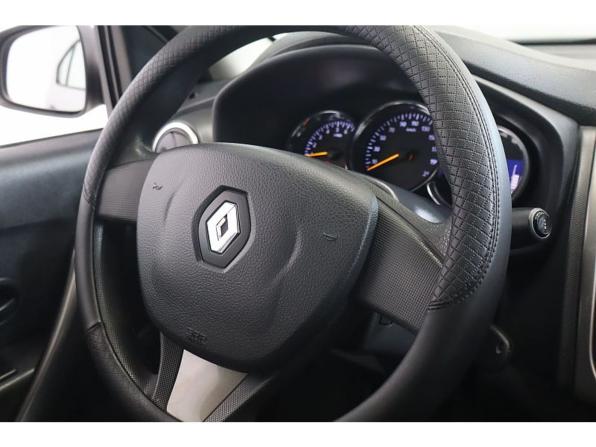 Renault Logan II с пробегом 2016 года, цена 706 000 рублей, 91779 км, седан, Автокод Объявления