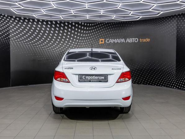 Hyundai Solaris I Рестайлинг с пробегом 2015 года, цена 1 110 000 рублей, 80258 км, седан, Автокод Объявления