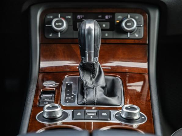 Volkswagen Touareg II Рестайлинг с пробегом 2015 года, цена 2 958 000 рублей, 142382 км, внедорожник, Автокод Объявления