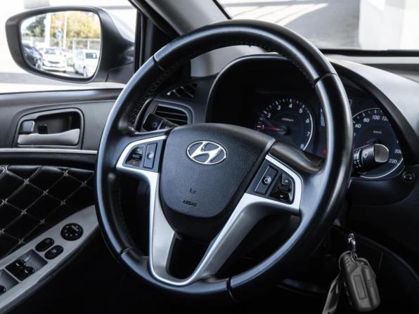 Hyundai Solaris I Рестайлинг с пробегом 2014 года, цена 815 000 рублей, 162608 км, седан, Автокод Объявления