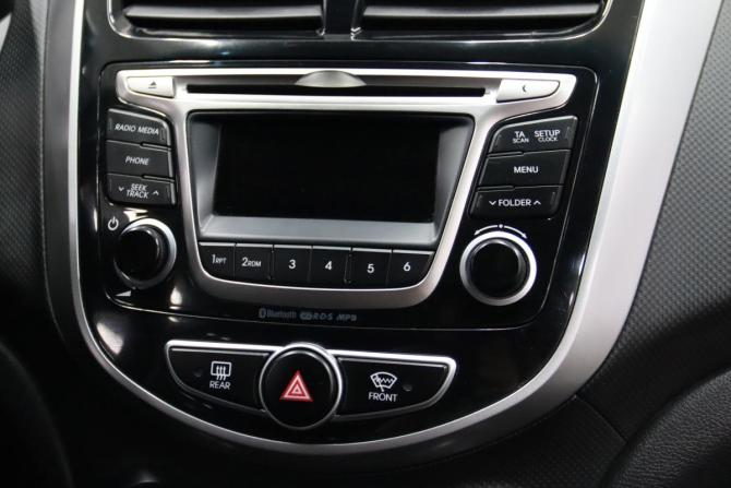 Hyundai Solaris I Рестайлинг с пробегом 2015 года, цена 825 250 рублей, 117076 км, хэтчбек, Автокод Объявления