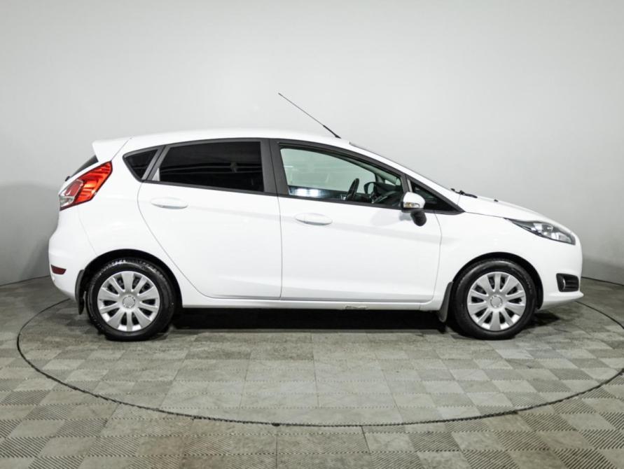 Ford Fiesta Mk6 Рестайлинг Санкт-Петербург  - изображение 4