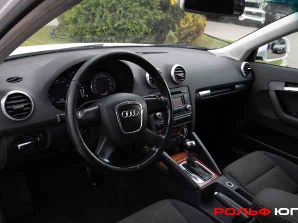 Audi A3 II (8P) Рестайлинг 2 с пробегом 2011 года, цена 648 000 рублей, 328127 км, хэтчбек, Автокод Объявления