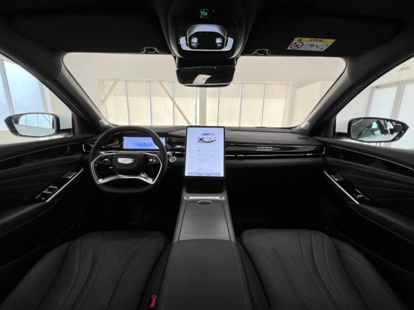Geely Preface I с пробегом 2025 года, цена 3 429 990 рублей, 15 км, седан, Автокод Объявления
