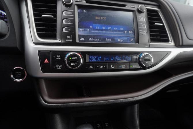 Toyota Highlander III (XU50) Рестайлинг с пробегом 2019 года, цена 3 870 000 рублей, 151579 км, внедорожник, Автокод Объявления