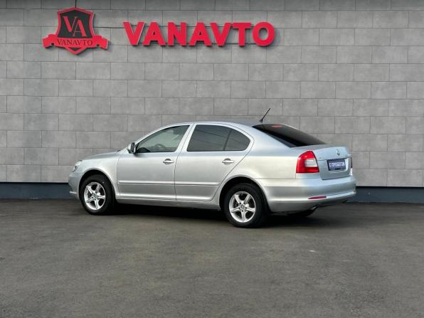 Skoda Octavia II (A5) Рестайлинг с пробегом 2012 года, цена 870 000 рублей, 158303 км, лифтбек, Автокод Объявления