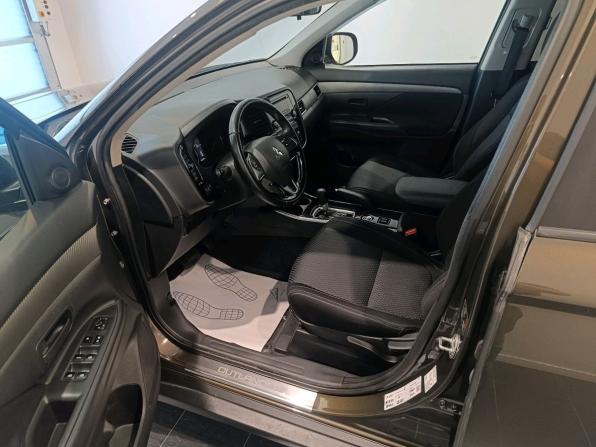 Mitsubishi Outlander III Рестайлинг 2 с пробегом 2018 года, цена 1 659 000 рублей, 158168 км, внедорожник, Автокод Объявления